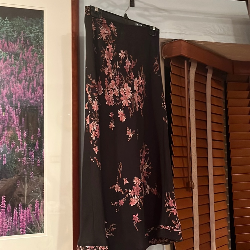 Women’s skirt